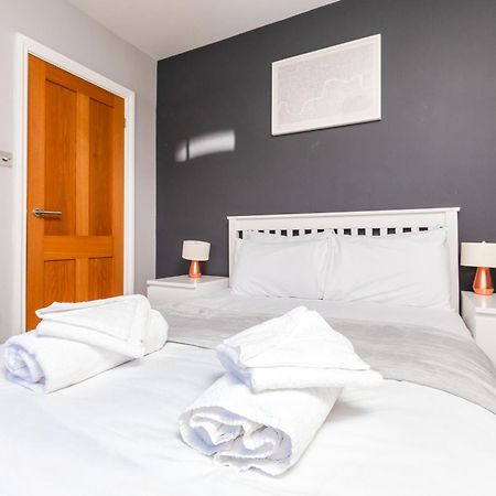 Modern And Stylish 2 Bedroom House In Brighton Екстериор снимка