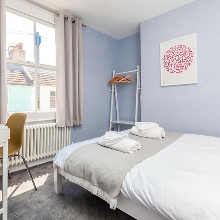 Modern And Stylish 2 Bedroom House In Brighton Екстериор снимка