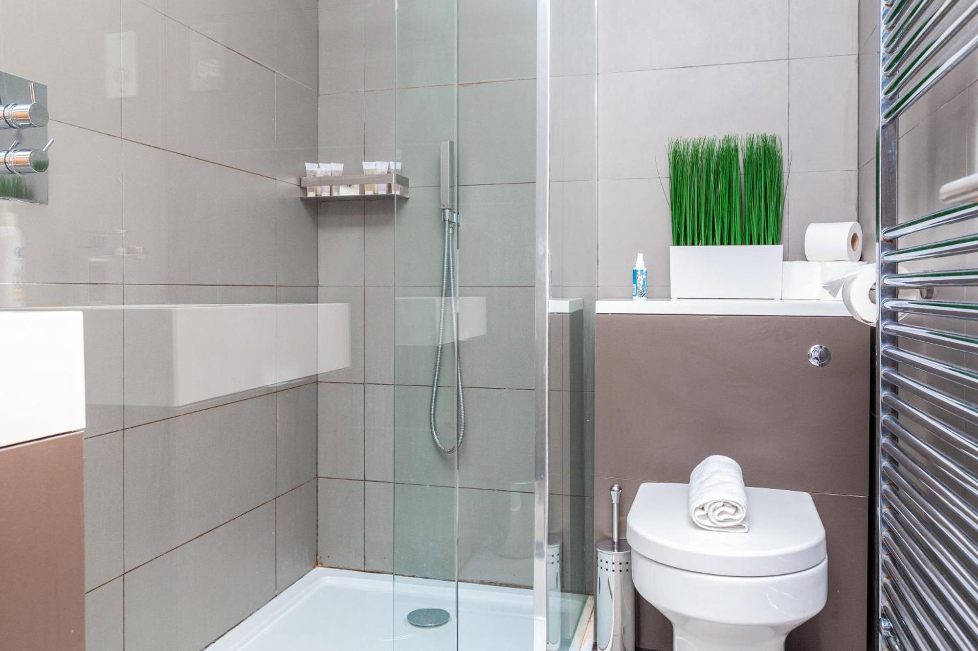 Modern And Stylish 2 Bedroom House In Brighton Екстериор снимка