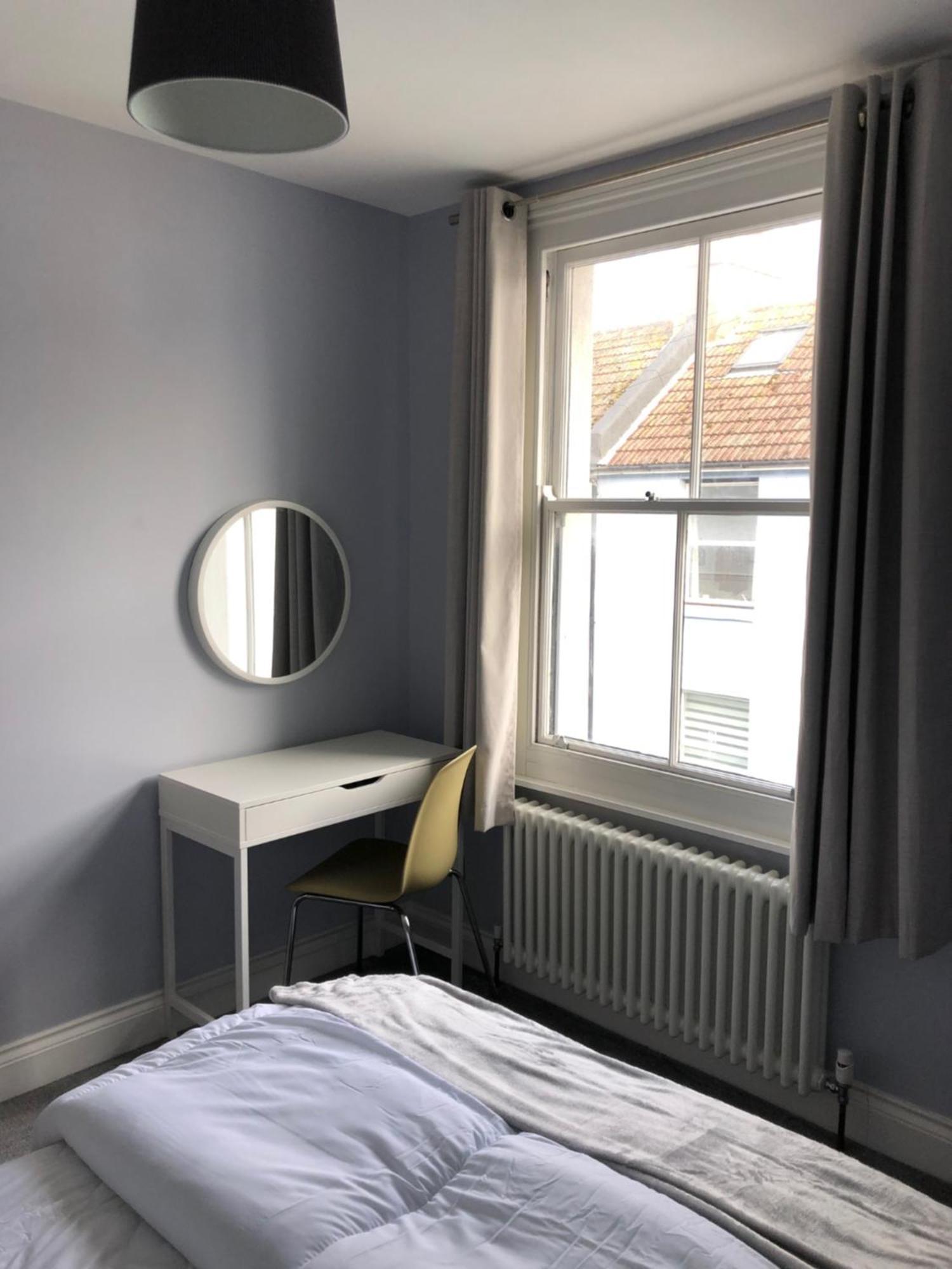 Modern And Stylish 2 Bedroom House In Brighton Екстериор снимка