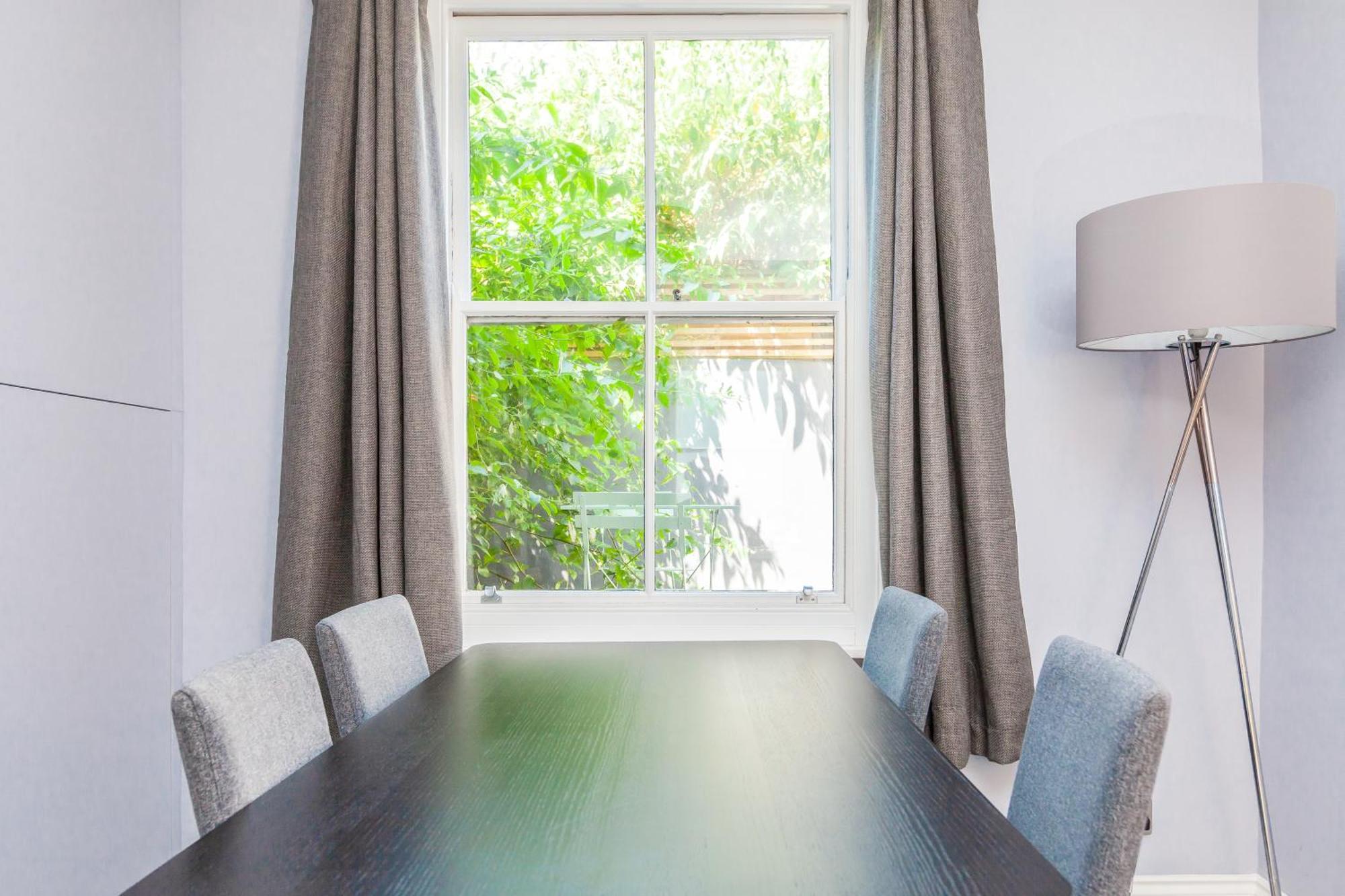 Modern And Stylish 2 Bedroom House In Brighton Екстериор снимка